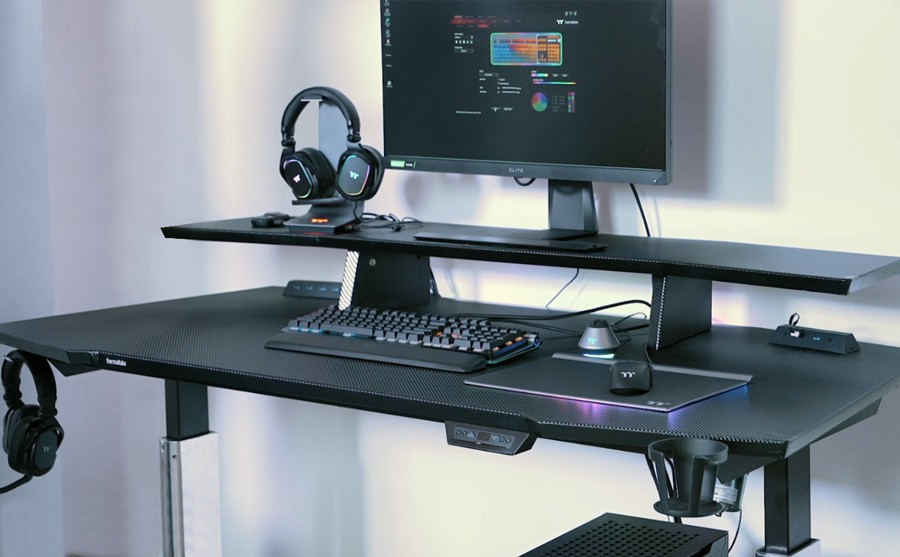 ARGENT_RGB_desk.jpg