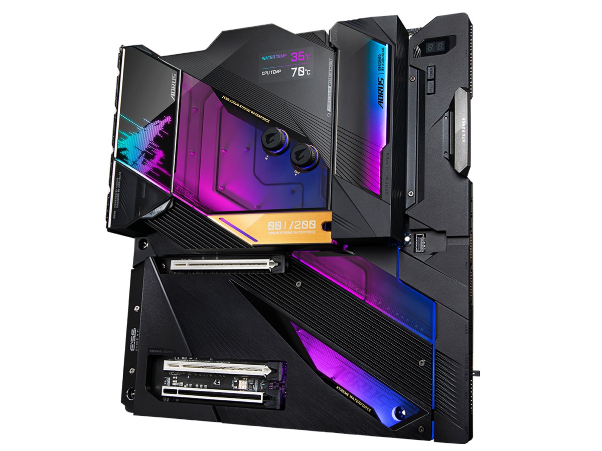 AORUS-Z690-Xtreme-WaterForce-3.jpg