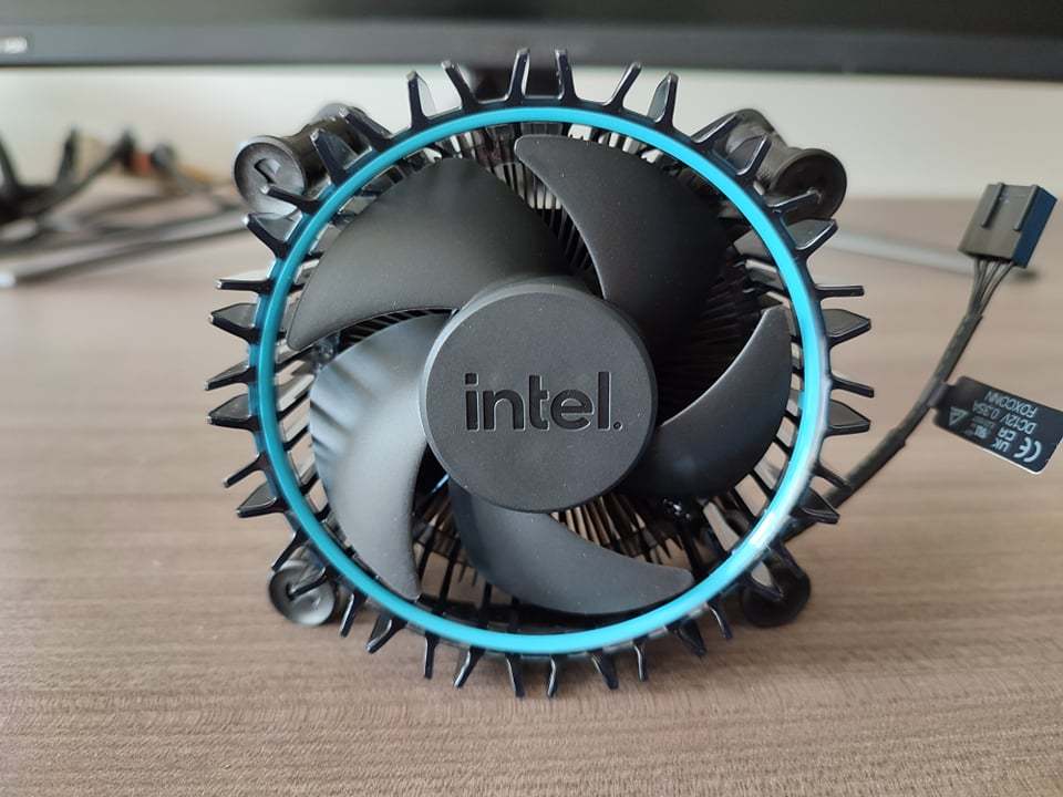 Intel-Core-i5-12400F-2.jpg