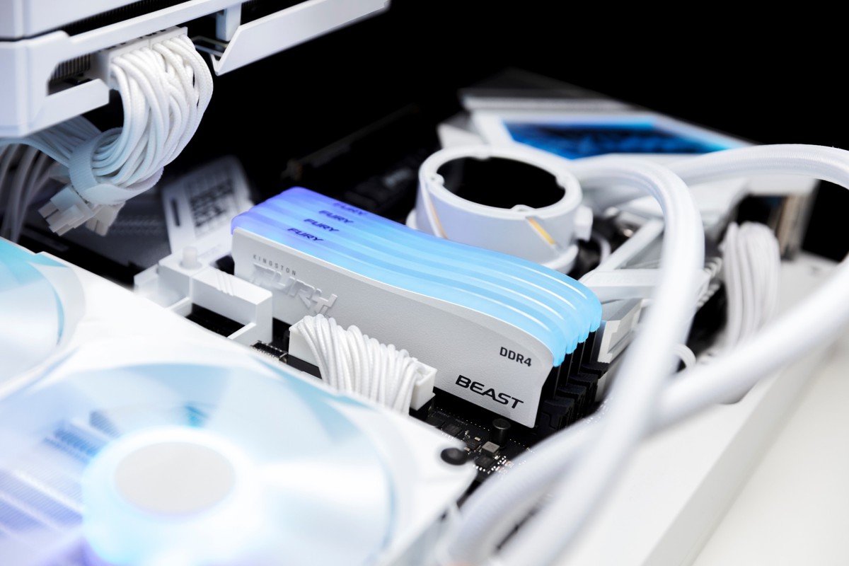 Kingston_FURY_Beast_DDR4_white_2.jpg