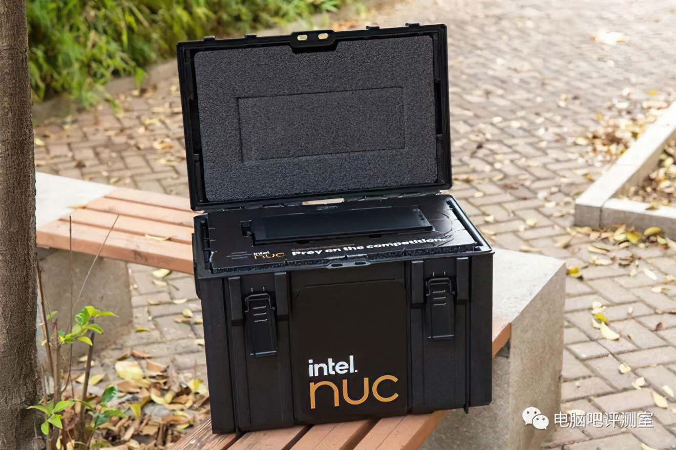 intel_nuc_13_extreme_1.jpg