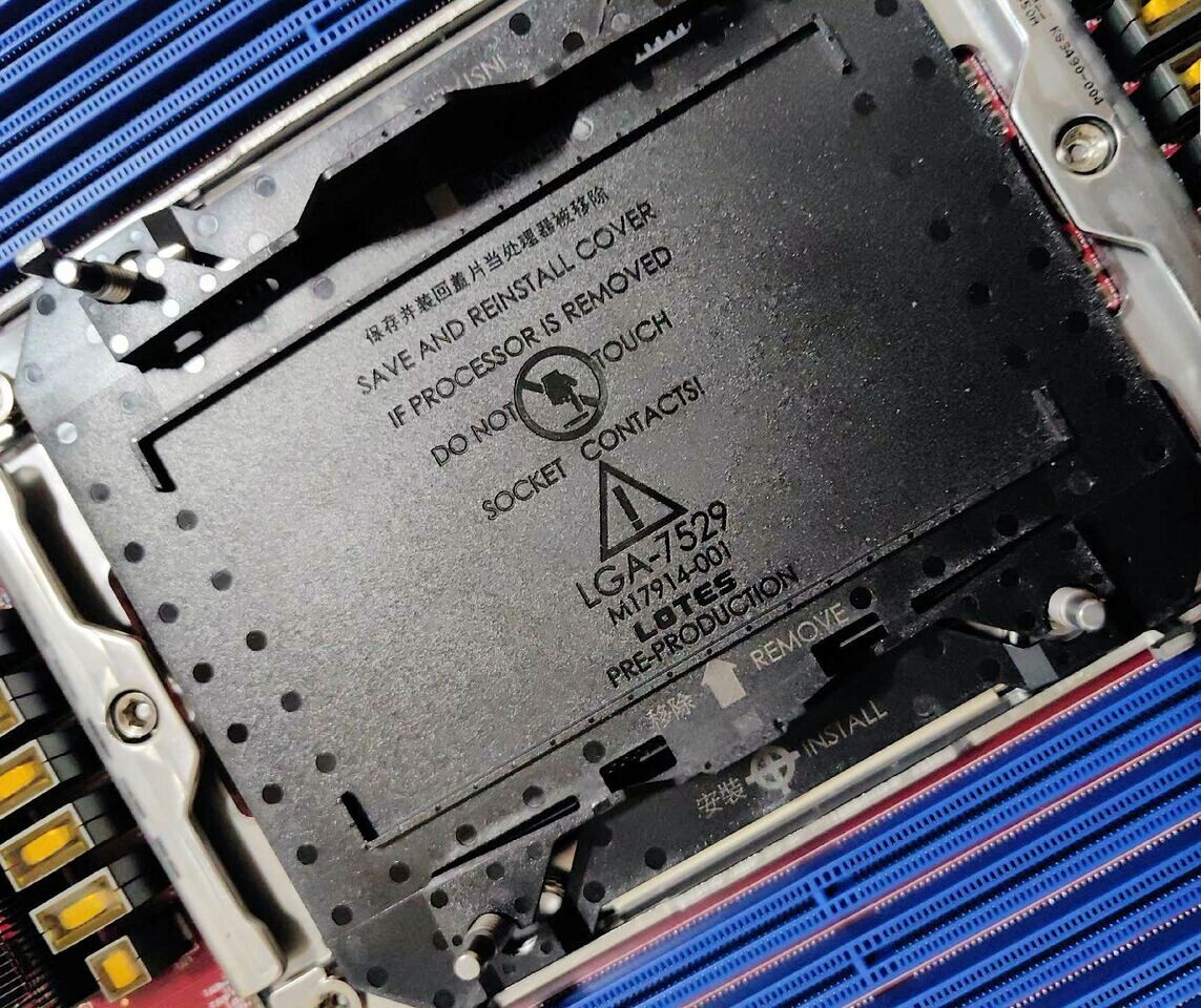 Intel Xeon " Sierra Forest " 採用 LGA7529 腳位