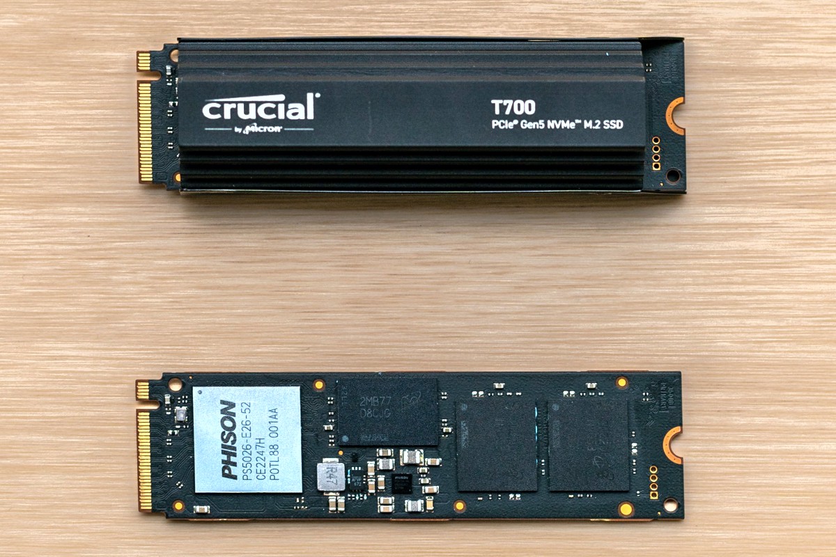 crucial_t700_1.jpg