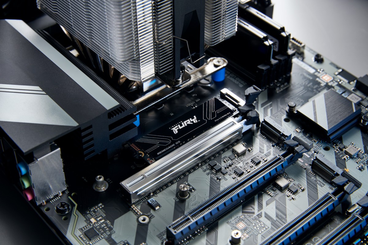 kingston_fury_g5_2.jpg