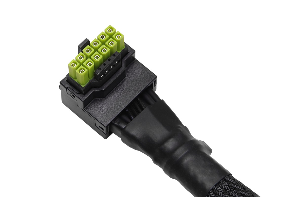 asrock_12v-2x6_2.jpg