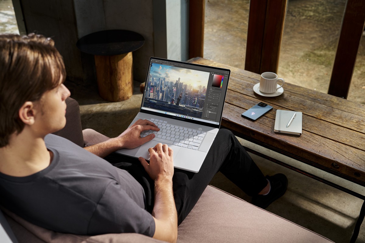 asus08063.jpg