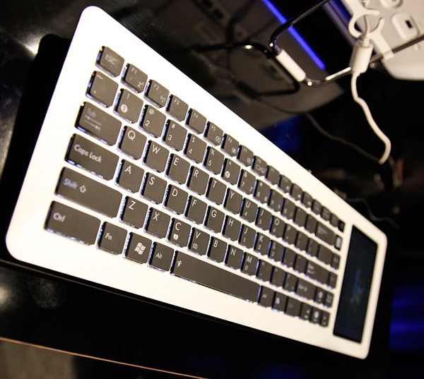 tnews_asus_eee_keyboard_1.jpg